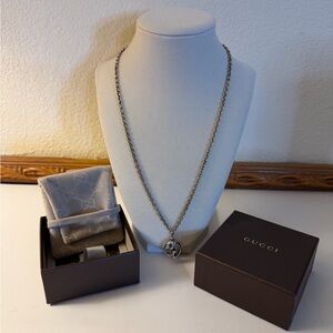 Gucci Metallic Necklace with Iconic Pendant